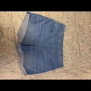 ✨3 for 20✨Time and Tru high rise jean short